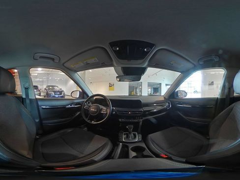 Used 2025 Kia Seltos S FWD image 43