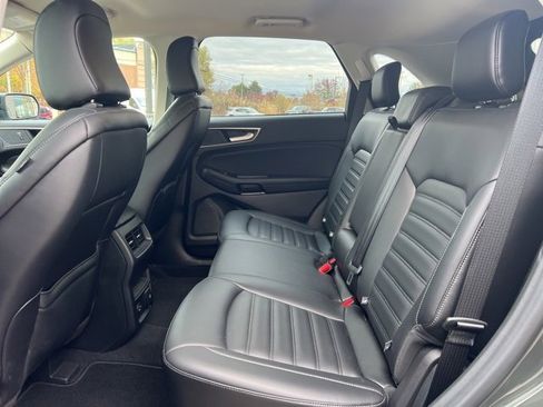 Used 2022 Ford Edge SEL w/ Convenience Package image 18