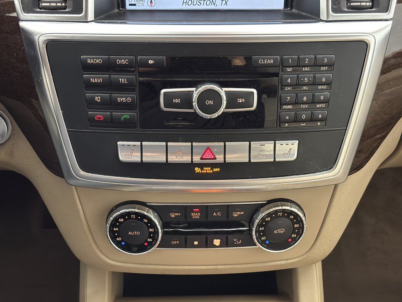 Used 2014 Mercedes-Benz GL 450 4MATIC image 22
