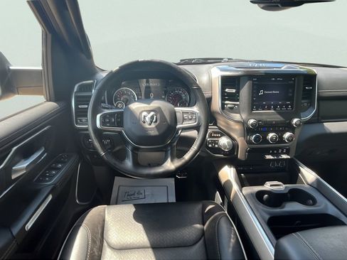 Used 2019 RAM 1500 Laramie w/ Sport Appearance Package AWD/4WD image 11
