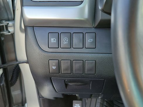 Used 2018 Toyota Highlander XLE FWD image 27