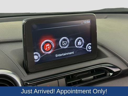 Used 2019 MAZDA MX-5 Miata Grand Touring RWD image 18