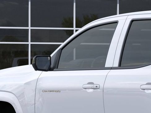 New 2026 Chevrolet Colorado LT w/ LT Convenience Package AWD/4WD image 12