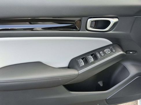 Used 2026 Honda Civic Sport Touring image 14