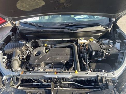 Used 2023 Chevrolet Equinox LT image 37