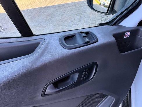 Used 2020 Ford Transit 250 Medium Roof RWD image 25