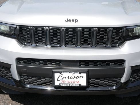 Used 2021 Jeep Grand Cherokee L Laredo AWD/4WD image 8