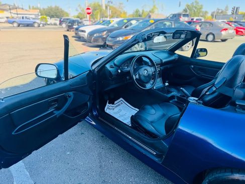 Used 1996 BMW Z3 1.9 RWD image 13
