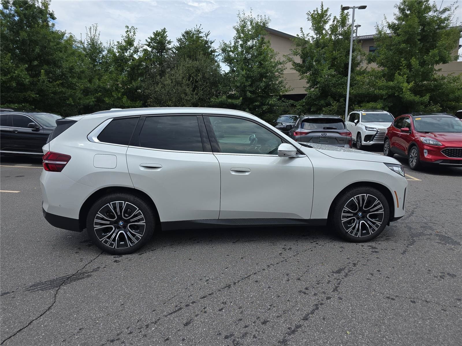 Used 2026 BMW X3 xDrive30i w/ Premium Package AWD/4WD image 2