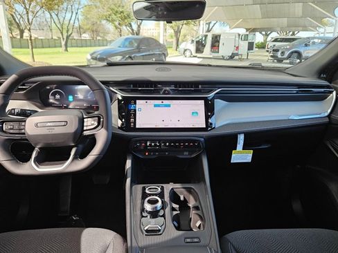 New 2026 Jeep Cherokee Laredo image 14