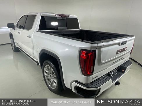 Used 2021 GMC Sierra 1500 Denali w/ Denali Ultimate Package AWD/4WD image 8