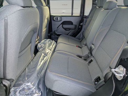 New 2026 Jeep Gladiator Sport image 8