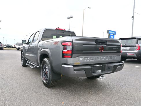 New 2026 Nissan Frontier PRO-4X w/ Pro-4x Convenience Package image 6