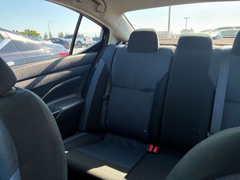 Used 2025 Nissan Versa SV FWD image 37