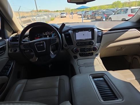 Used 2019 GMC Yukon Denali AWD/4WD image 7