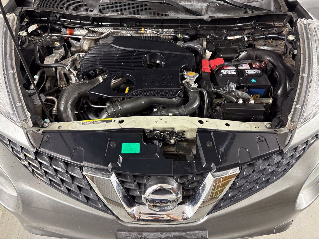 Used 2017 Nissan Juke SV AWD/4WD image 38