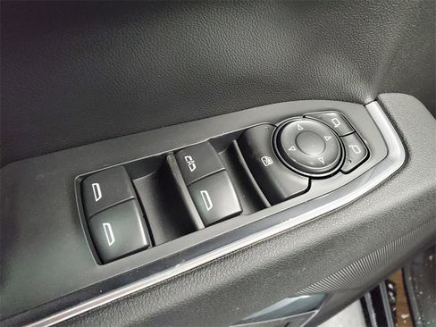 New 2026 GMC Sierra 1500 Elevation image 9