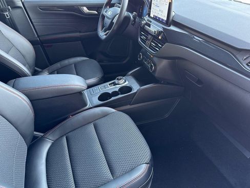 New 2025 Ford Escape ST-Line Select image 13