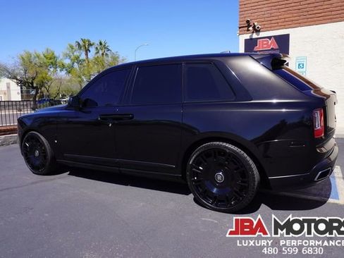 Used 2020 Rolls-Royce Cullinan image 95