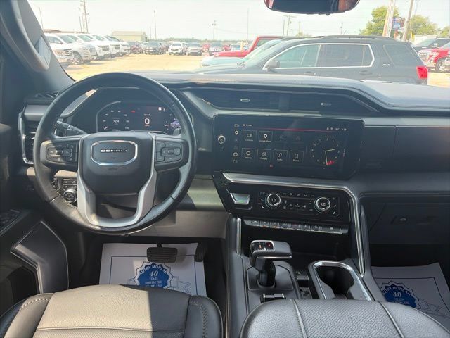 Used 2023 GMC Sierra 1500 Denali w/ Denali Reserve Package AWD/4WD image 14