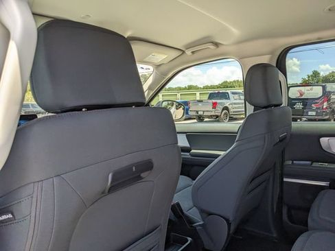 Used 2025 Ford Expedition XL AWD/4WD image 18