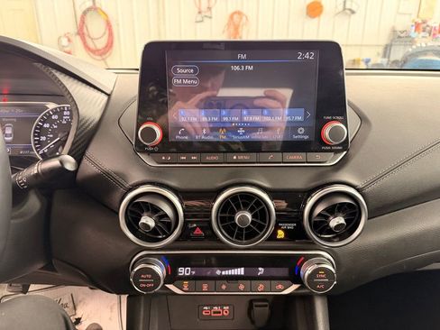 Used 2021 Nissan Sentra SV image 19