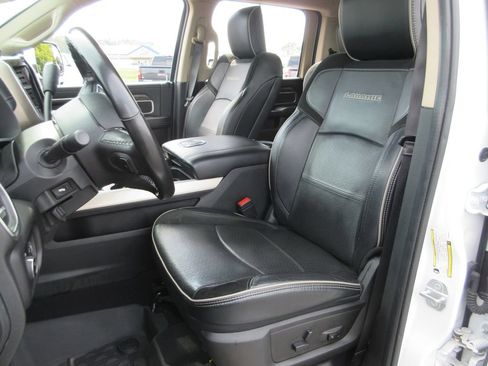 Used 2020 RAM 3500 Laramie AWD/4WD image 23