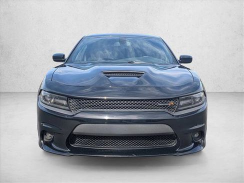 Used 2018 Dodge Charger R/T Scat Pack w/ Beats Audio Group RWD image 2