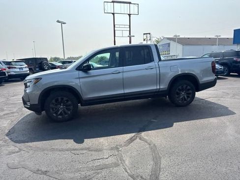 Used 2024 Honda Ridgeline Sport image 18