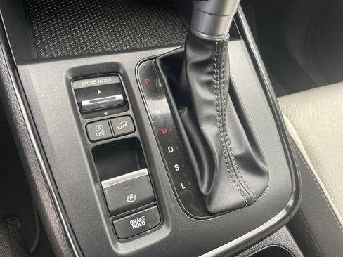 Used 2025 Honda CR-V LX image 16