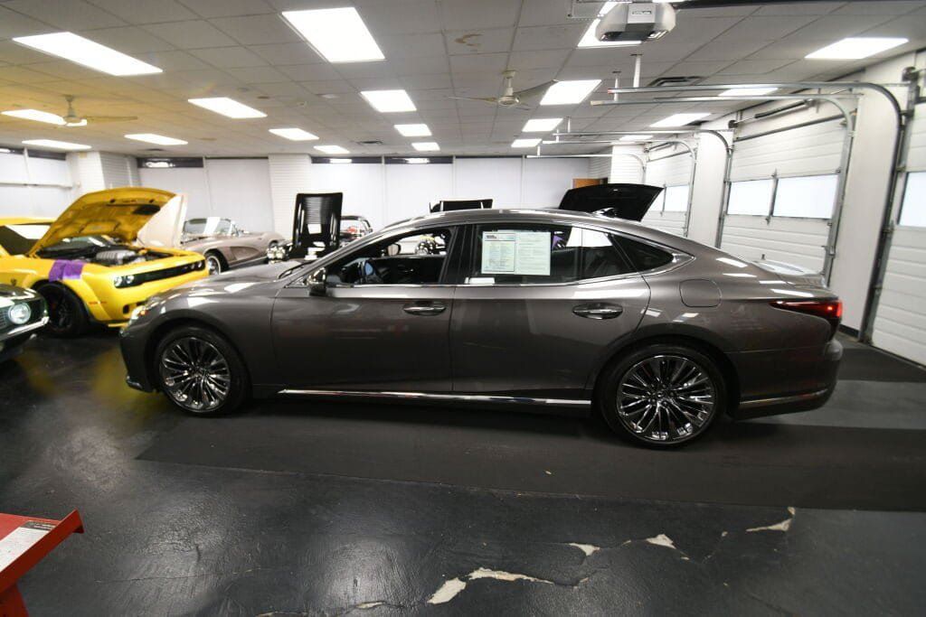 Used 2023 Lexus LS 500 AWD image 5