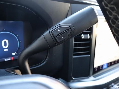 New 2026 Ford F250 Lariat w/ Black Appearance Package image 28