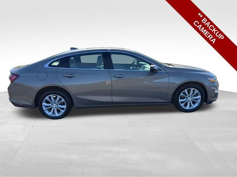 Used 2020 Chevrolet Malibu LT w/ LT True North Edition FWD image 8