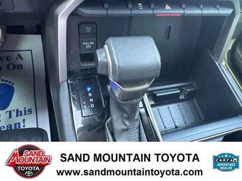 Used 2024 Toyota Tundra Limited AWD/4WD image 20