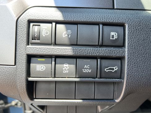 Used 2025 Toyota 4Runner TRD Sport Premium AWD/4WD image 38