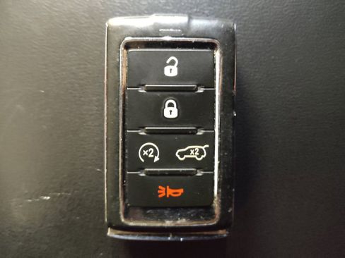 Used 2021 Jeep Grand Cherokee L Limited AWD/4WD image 32