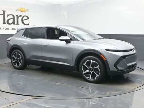 New 2026 Chevrolet Equinox EV LT w/ Comfort Package image 6