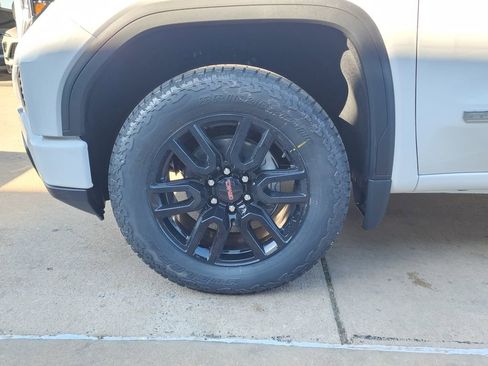 New 2026 GMC Sierra 1500 Elevation image 51