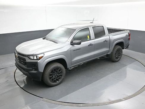 New 2026 Chevrolet Colorado W/T w/ WT Custom Package image 18
