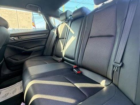 Used 2019 Honda Accord Sport image 11