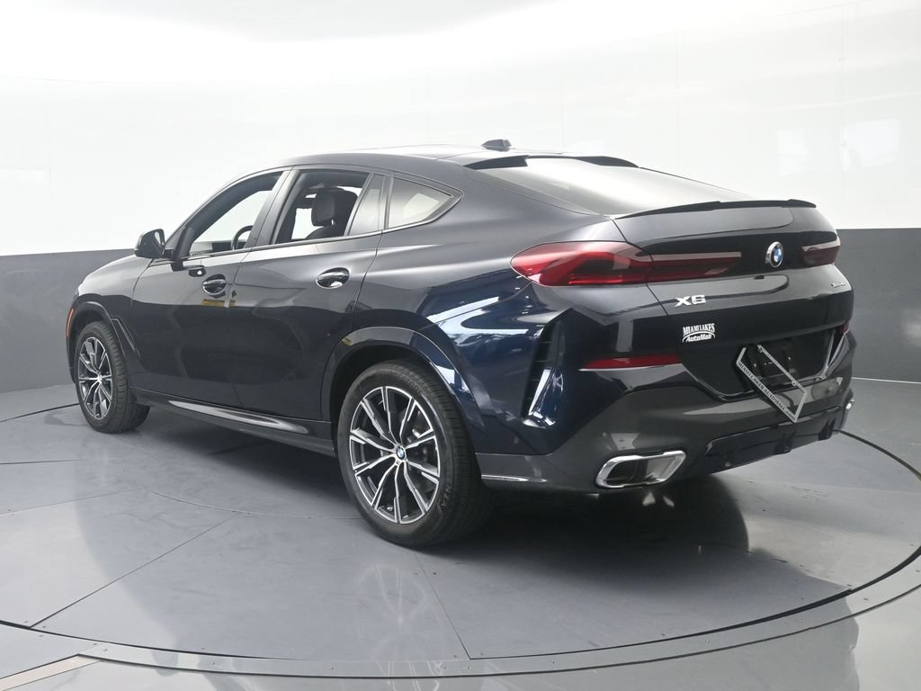 Used 2026 BMW X6 xDrive40i AWD/4WD image 4