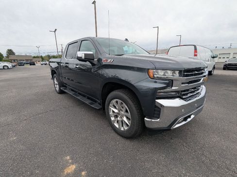 Used 2021 Chevrolet Silverado 1500 LTZ w/ LTZ Premium Package AWD/4WD image 9