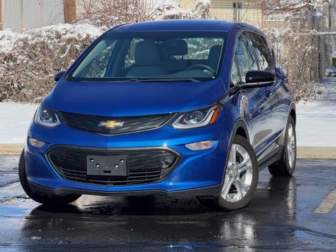 Used 2017 Chevrolet Bolt LT image 1