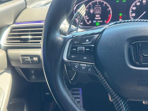 Used 2019 Honda Accord Sport image 10