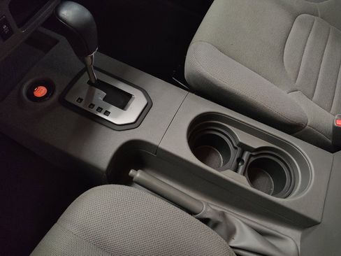 Used 2021 Nissan Frontier S w/ S Utility Package image 26