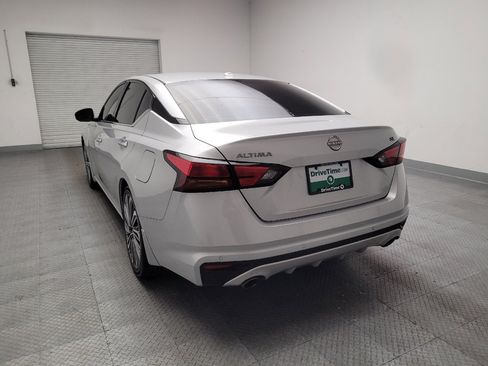 Used 2024 Nissan Altima 2.5 SL FWD image 6