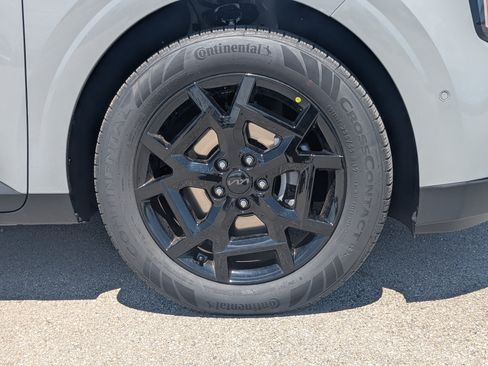New 2026 Kia Carnival SX w/ SX Dark Edition Package FWD image 12