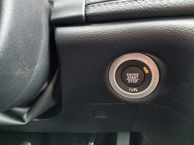 New 2027 Chrysler Pacifica Select w/ Family Tech Group FWD image 30