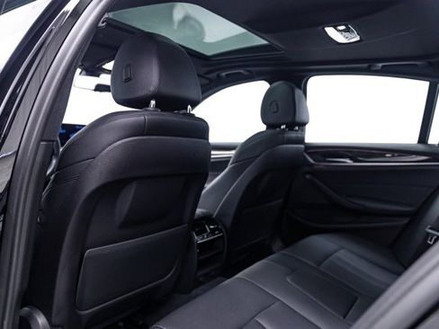 Used 2019 BMW 530i xDrive image 22