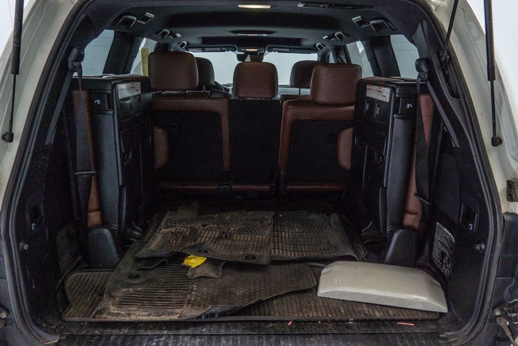 Used 2018 Toyota Land Cruiser w/ Carpet Mat Package AWD/4WD image 28